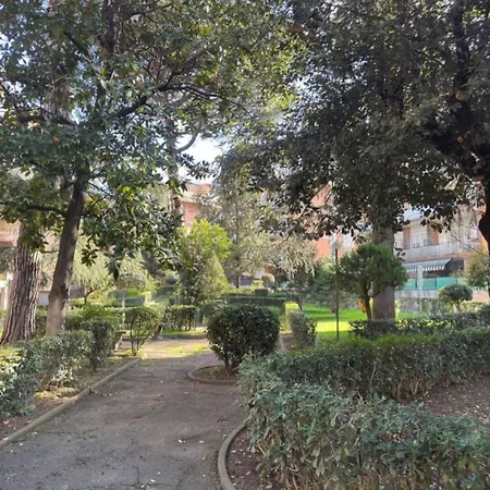 4m Apartment
