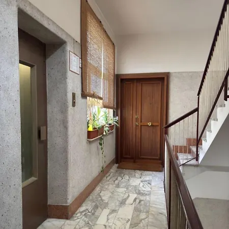 4m Apartment