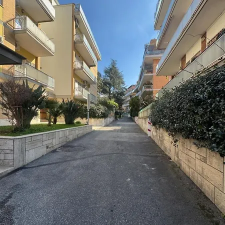 4m Apartment